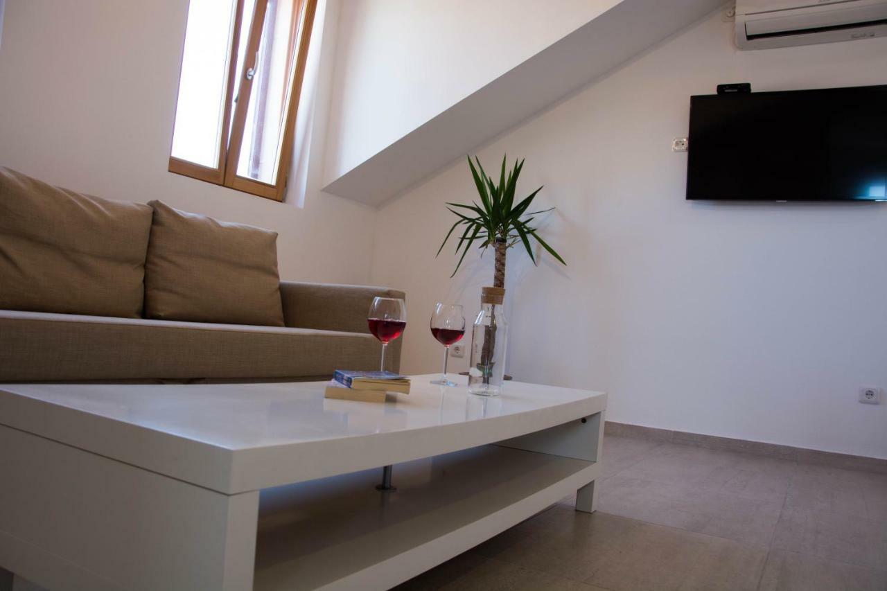 Buga Apartment In Center Of Mali Lošinj Exterior foto